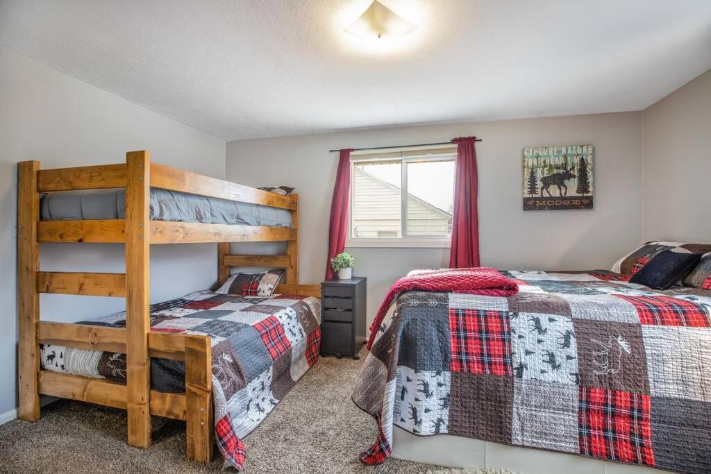 Pet Friendly Millcreek Home Close To Downtown/Mtns Salt Lake City Ngoại thất bức ảnh