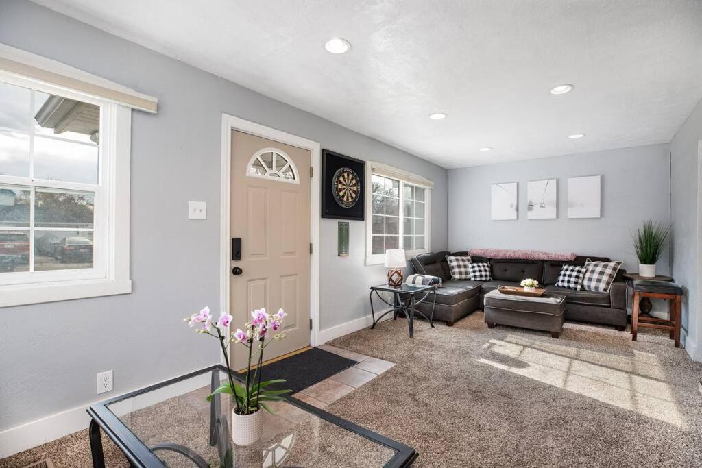 Pet Friendly Millcreek Home Close To Downtown/Mtns Salt Lake City Ngoại thất bức ảnh