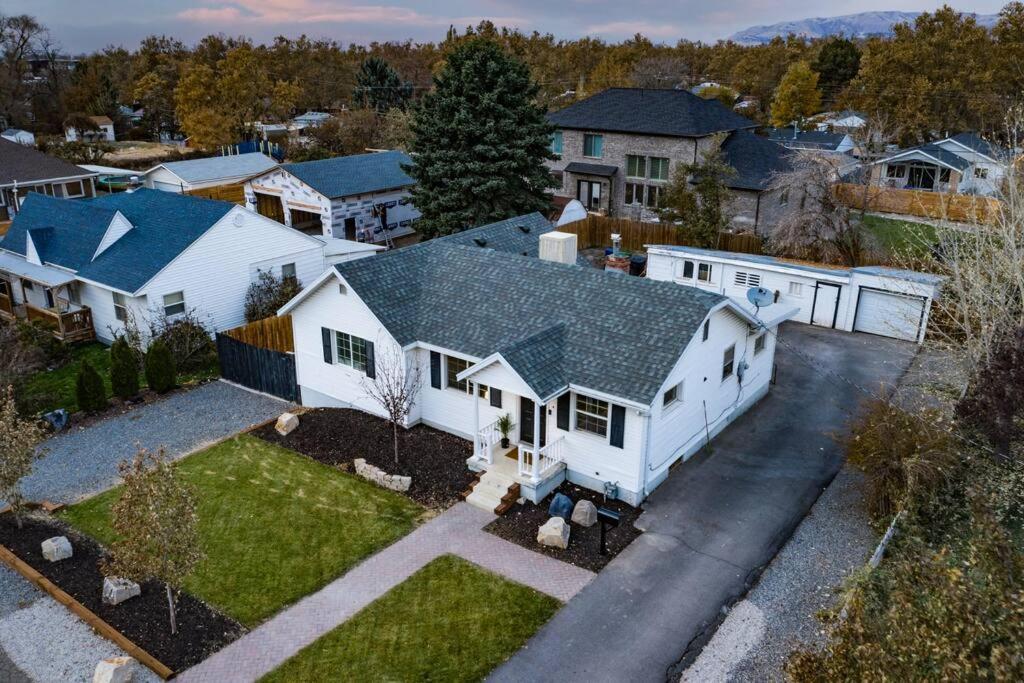 Pet Friendly Millcreek Home Close To Downtown/Mtns Salt Lake City Ngoại thất bức ảnh
